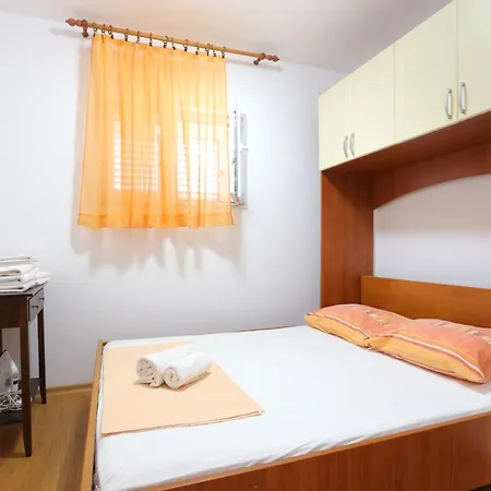 Apartment By The Sea Seget Vranjica, - 13771