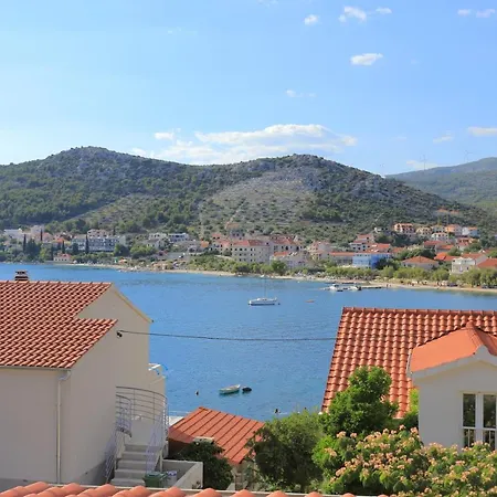 Apartment By The Sea Seget Vranjica, - 13771 *