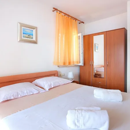 Apartment By The Sea Seget Vranjica, - 13771